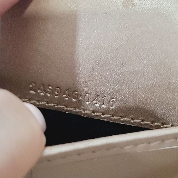 Gucci Authentic Guccissima embossed leather  Rose metallic agenda *chk video* - Picture 5 of 17